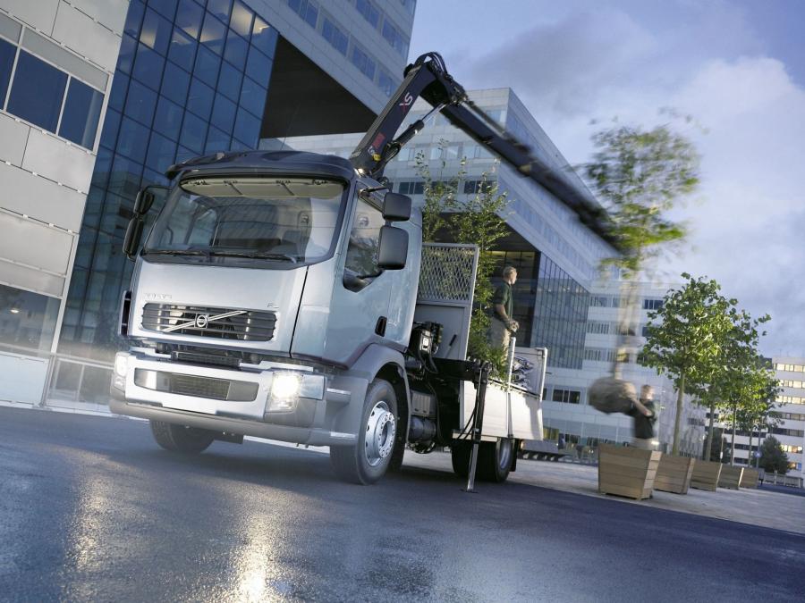  Volvo FL 2006 года  (фото 6 из 13)